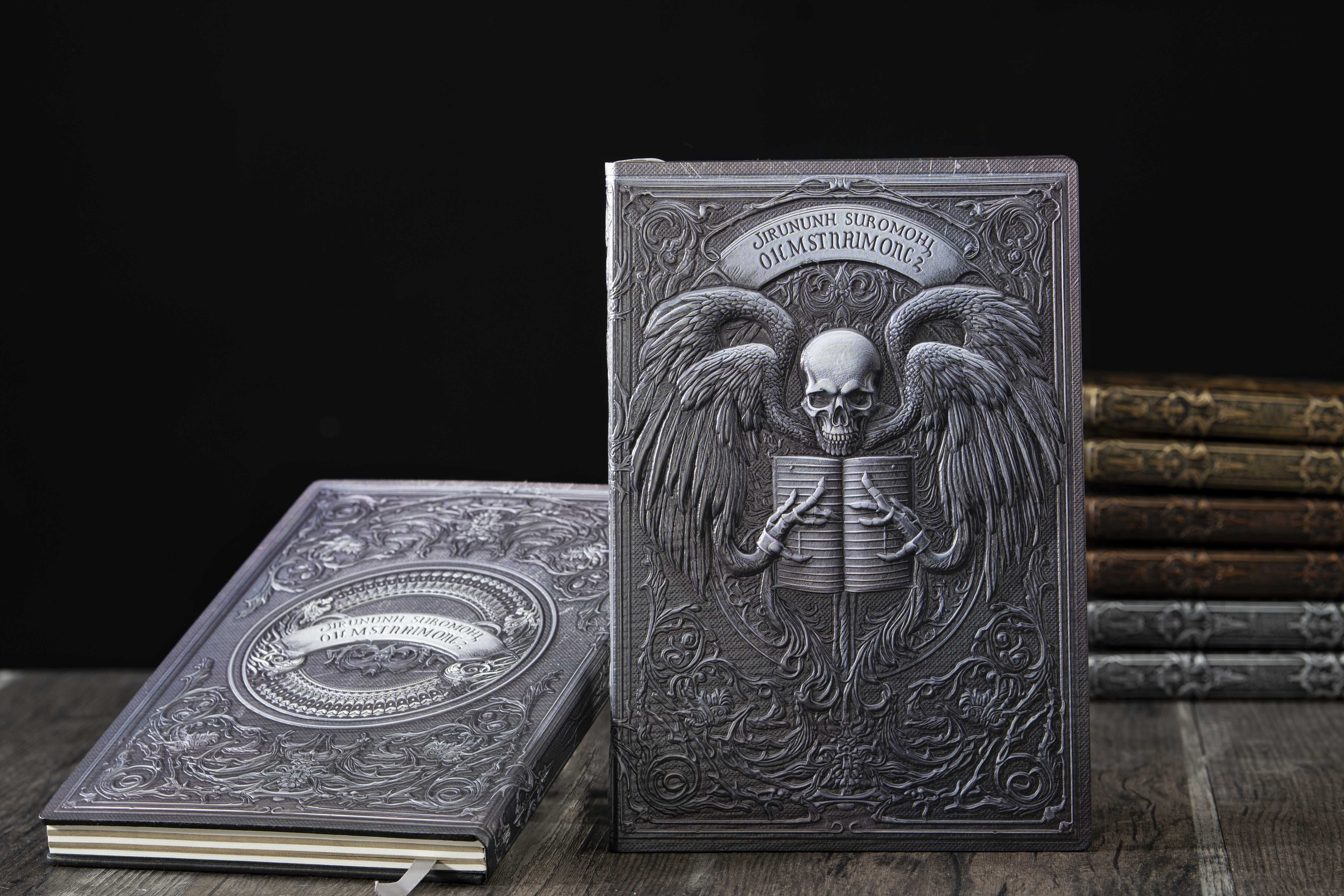 3D EMBOSSED LEATHER COVERED TRAVELLERS JOURNAL - SKULLBOOK MULTICOLOR alt