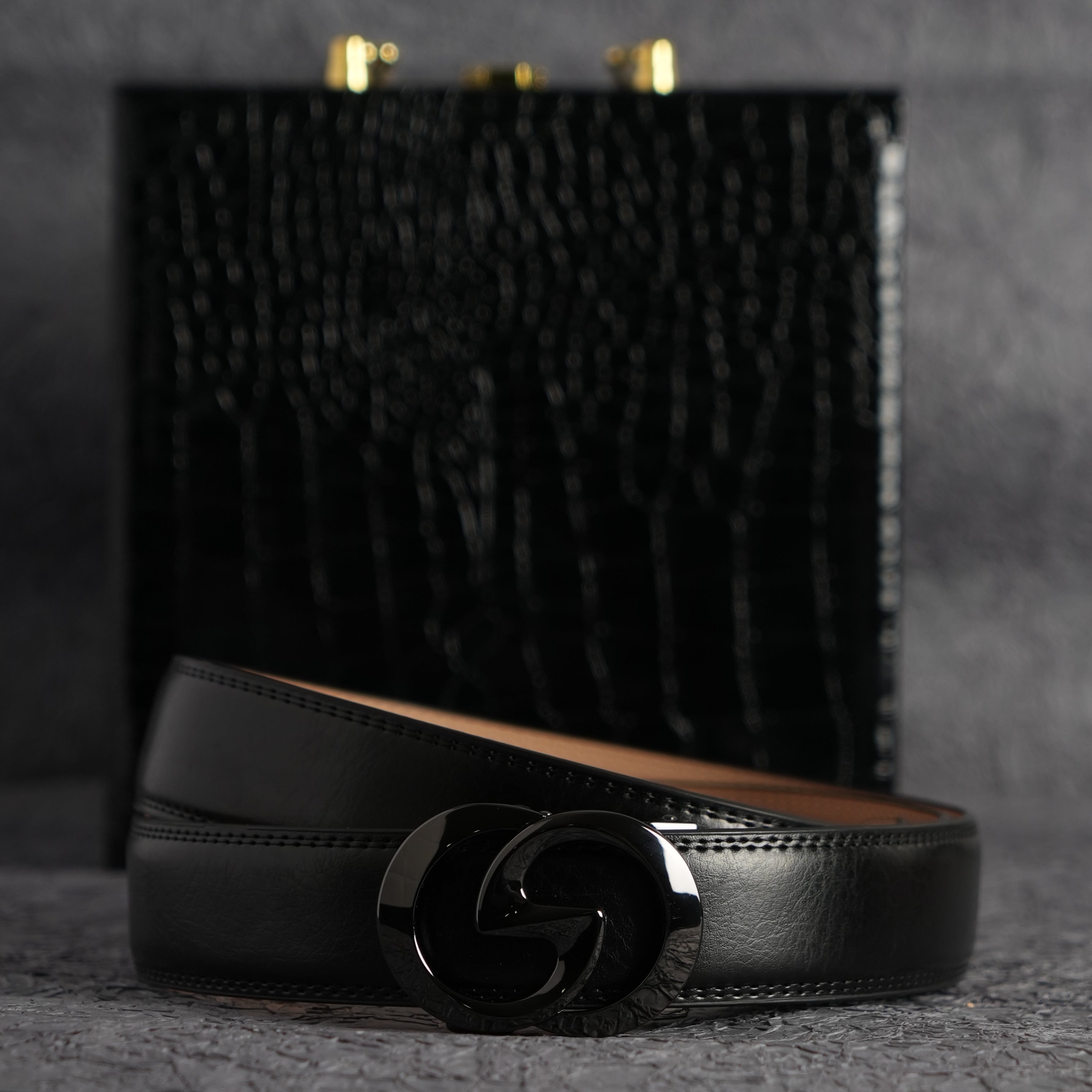 VEGETABLE TANNED 100% LEATHER BELT WITH CLASSIC BUCKLE