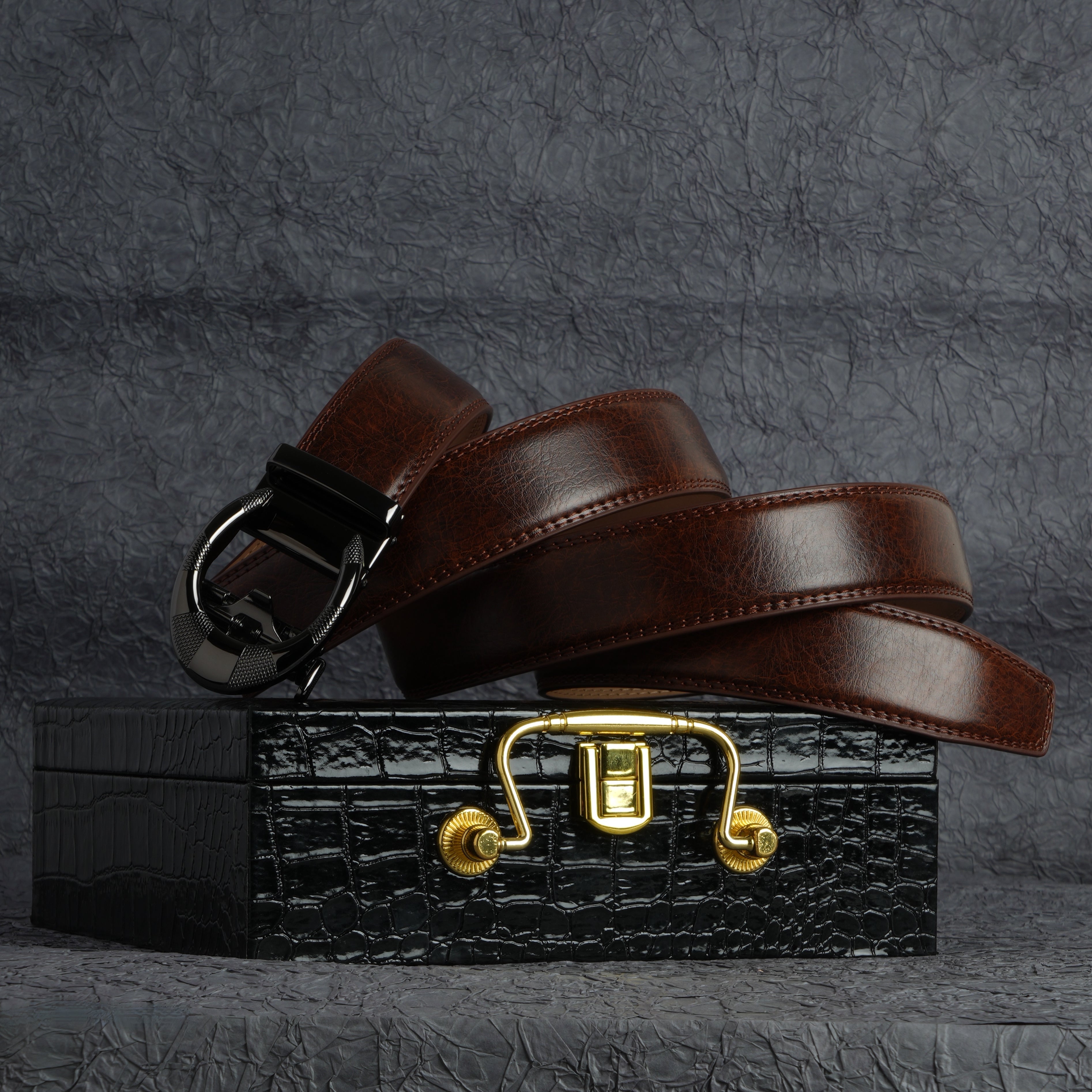 VEGETABLE TANNED 100% LEATHER BELT WITH CLASSIC BUCKLE alt
