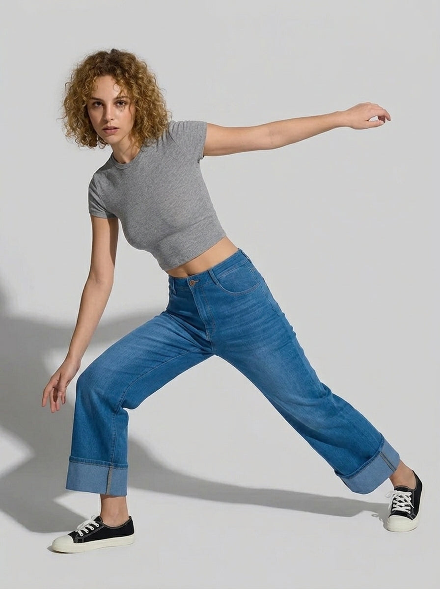 Flex-Cuff Wide Legs Denim in Medium Blue alt