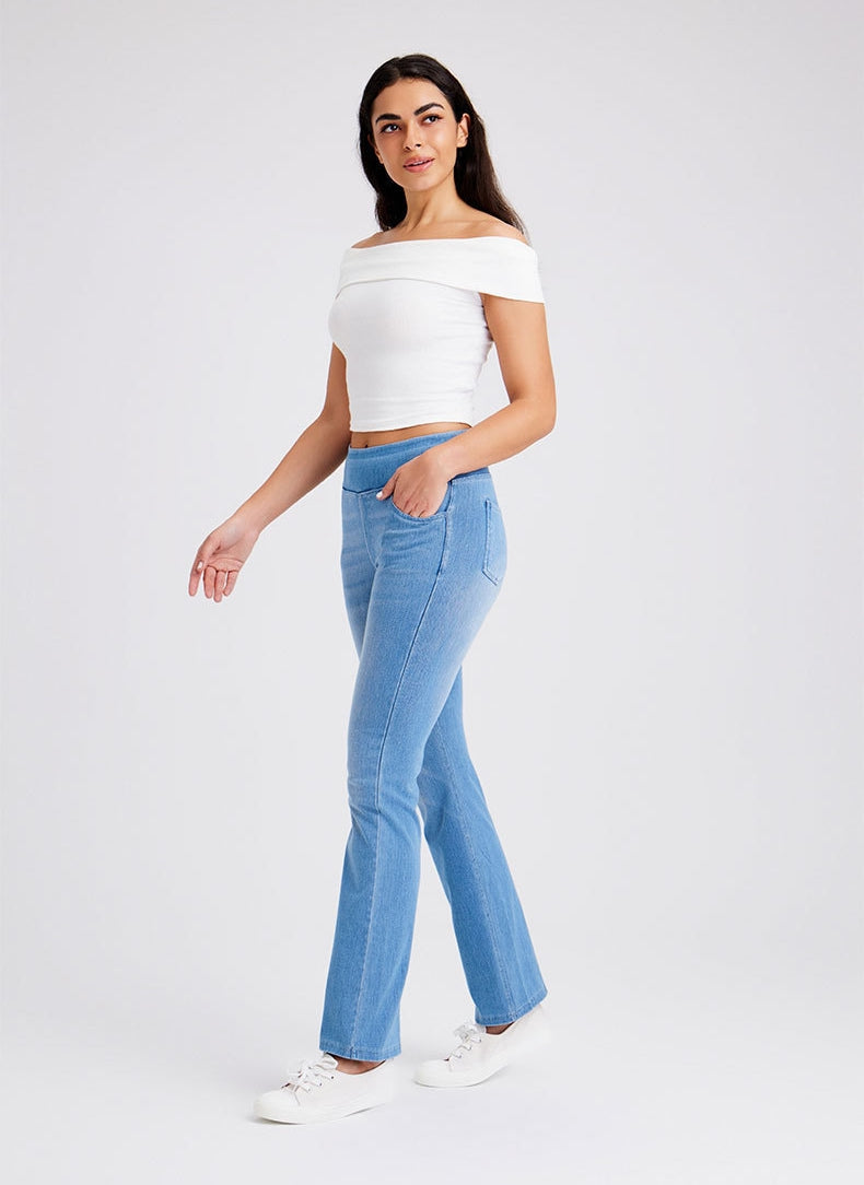 MetroFlex Skinny Denim in Light Blue alt
