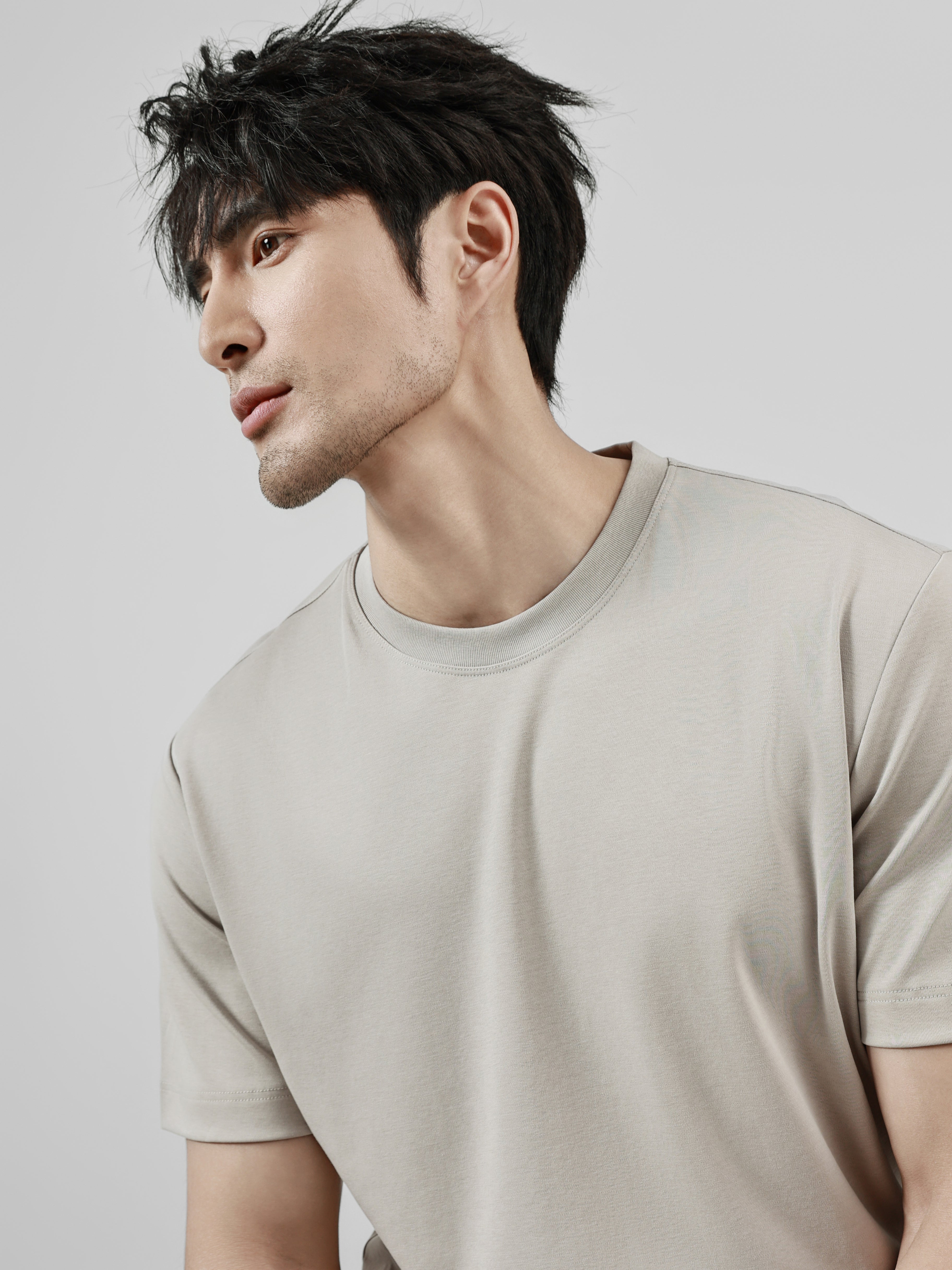 CLASSIC CREW NECK - LIGHT KHAKI alt