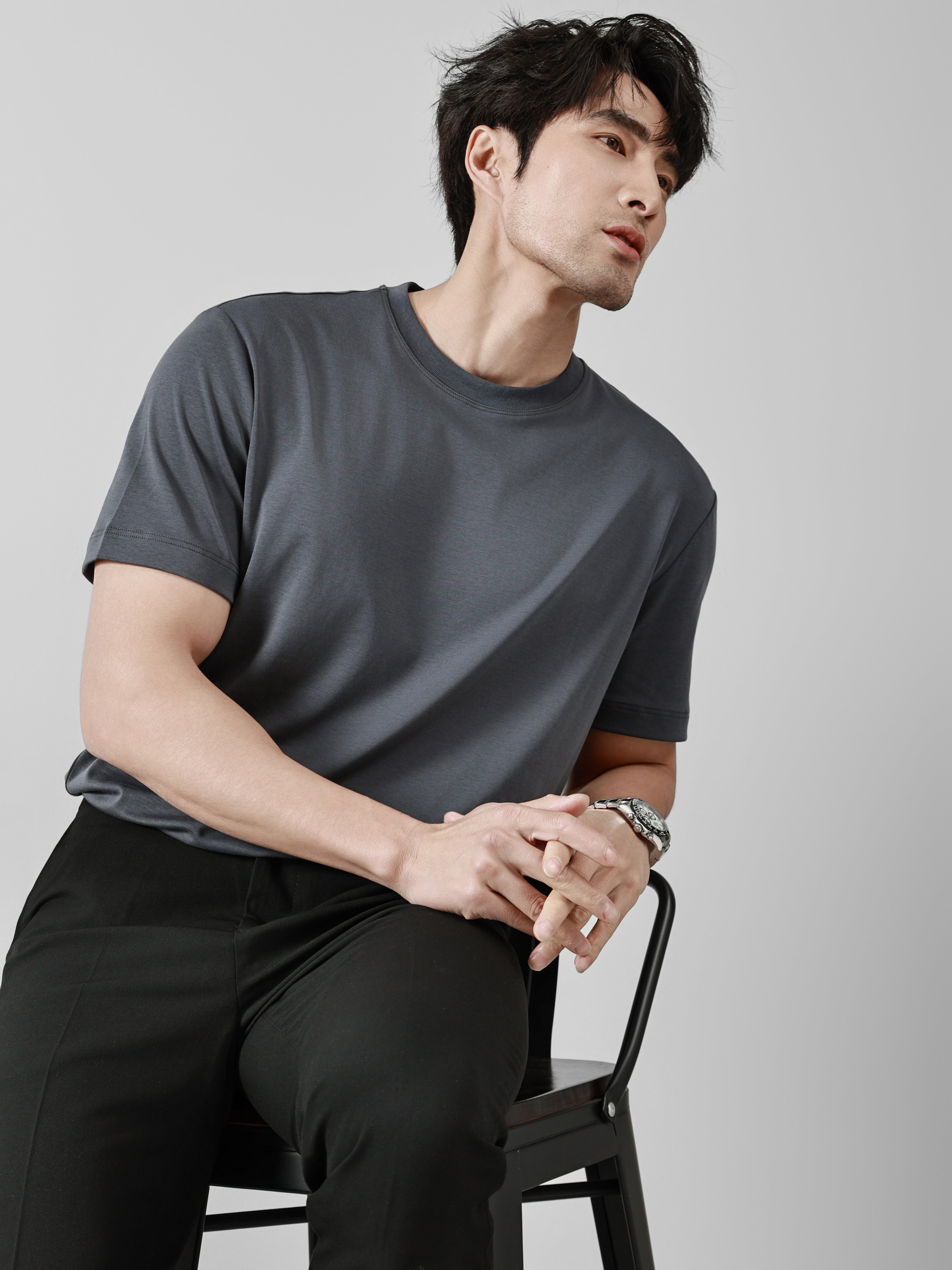 CLASSIC CREW NECK - METEOR GREY