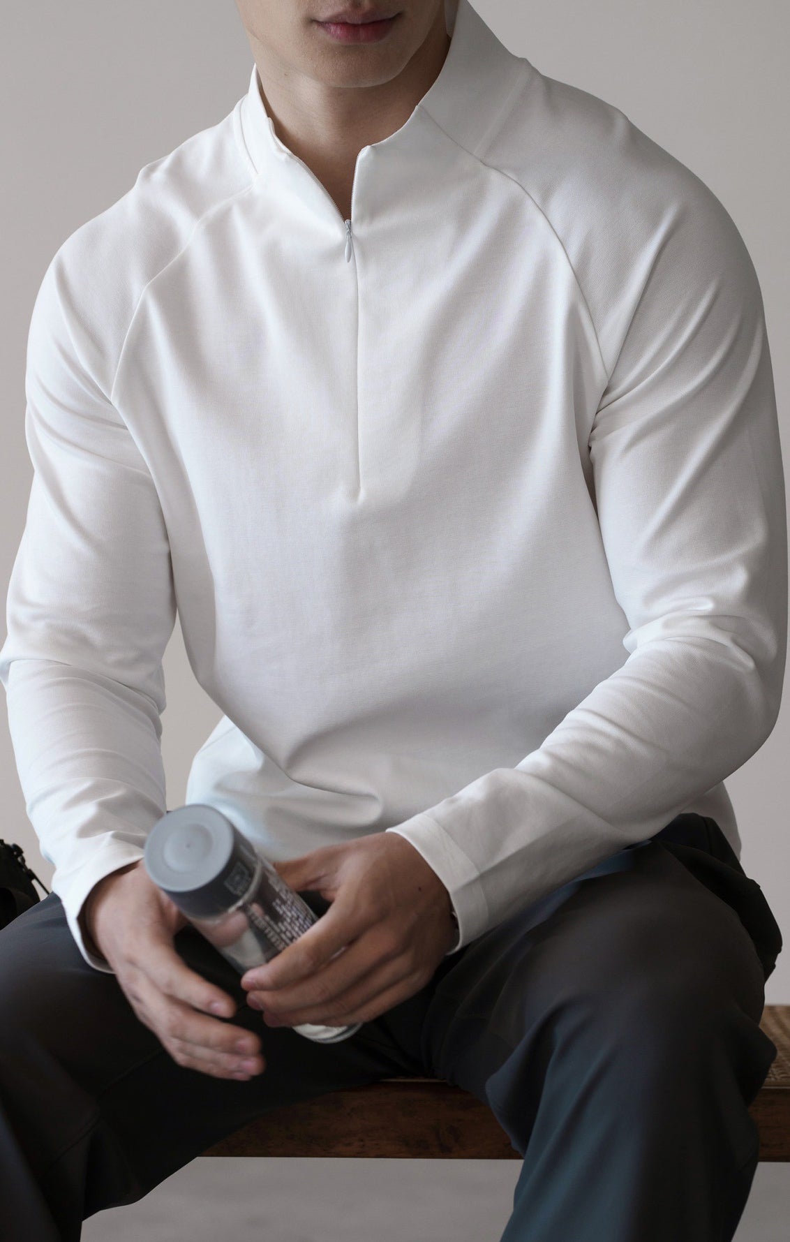 Lyocell Raglan Tee in Deep Navy - WHITE