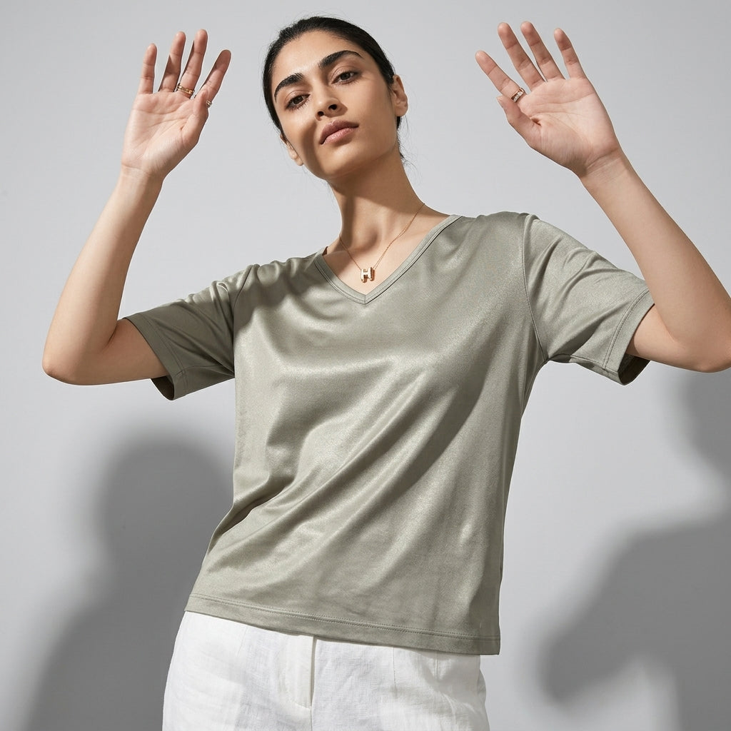 100 % ORGANIC MULBERRY SILK TRI-ACETATE WRINKLE FREE V NECK TEE - LIGHT GREY