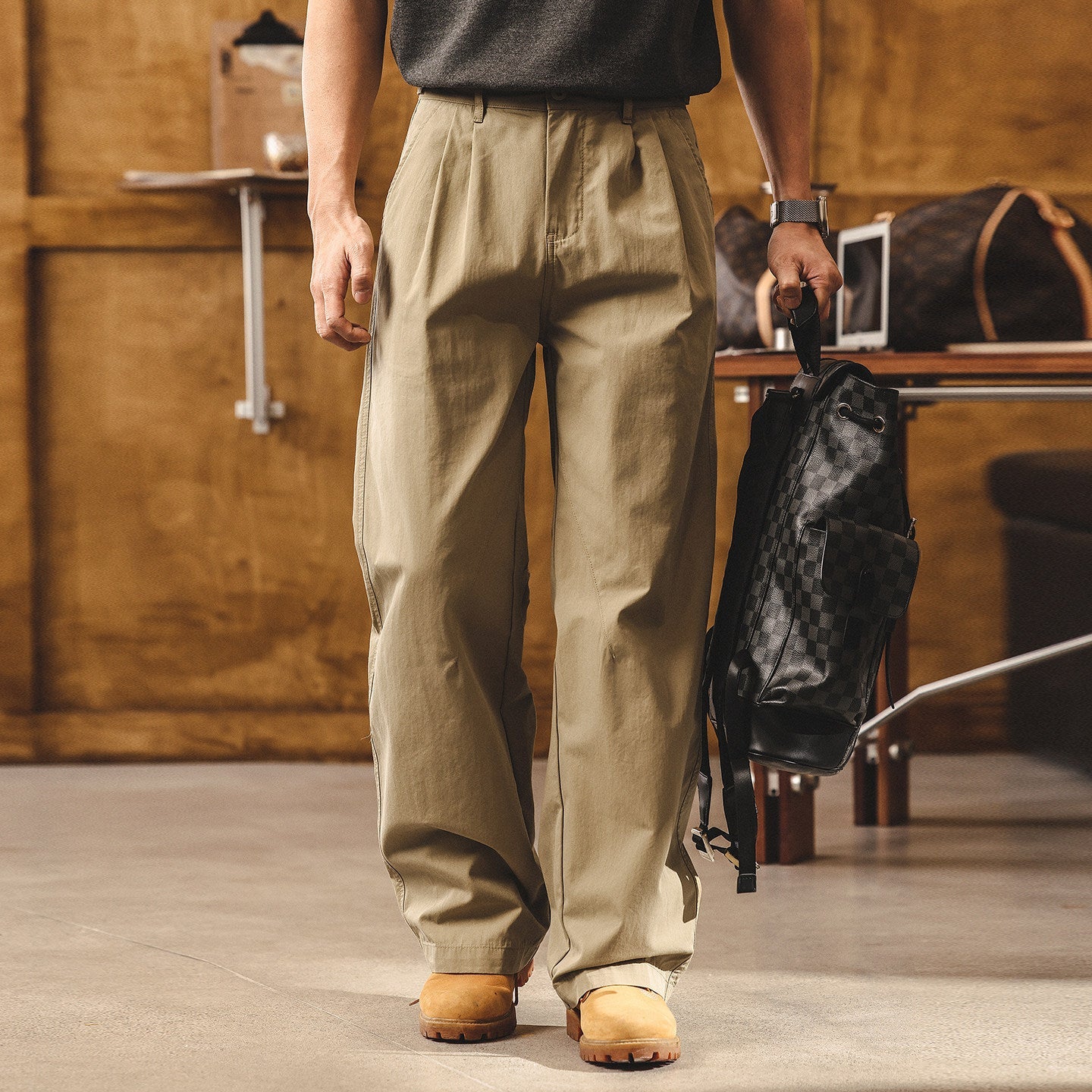 Cool Feel Cotton Light Weight Pleated Cargo Pants - KHAKI alt