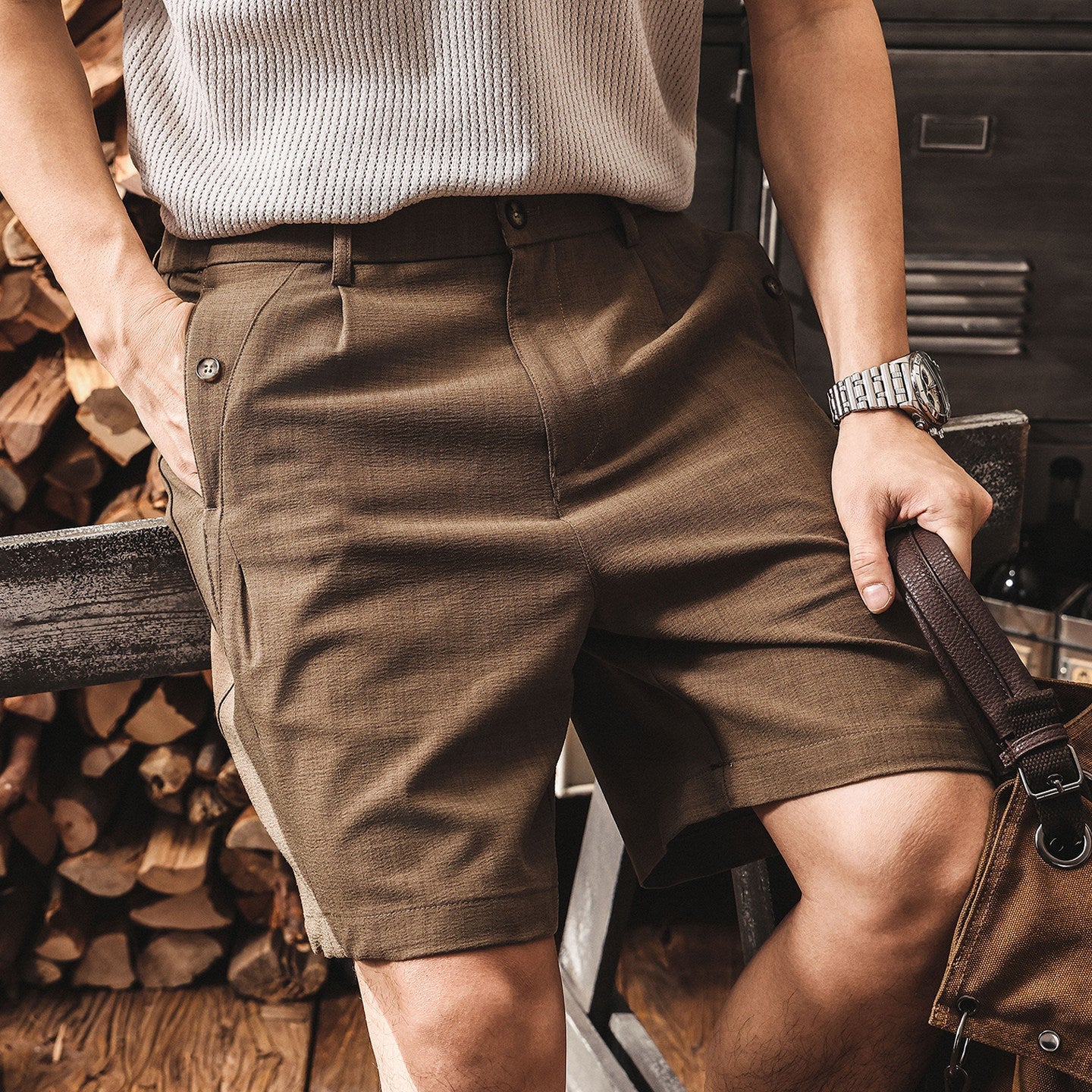 Murray Old Money Style Elasticated Waist Shorts - MOCHA