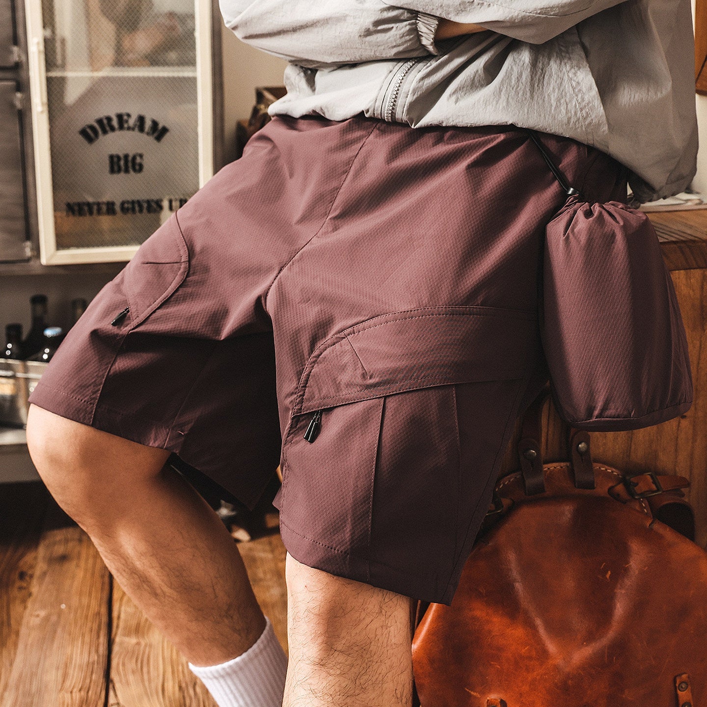 Quick Drying Outdoor Quick Shorts in Burgundy